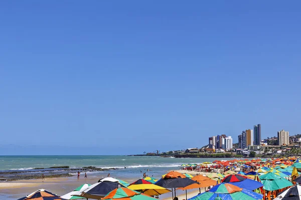 Люди Отдыхают Пляже Коста Вила Велья Штат Эхитто Санту Бразилия — стоковое фото