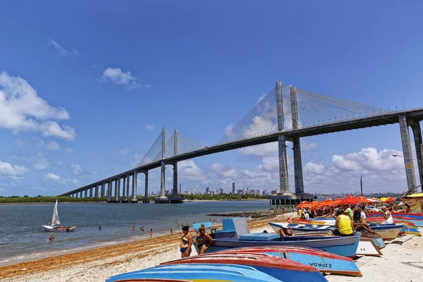 Dzienny Strzał Ludzi Pobliżu Manaus Iranduba Bridge Zwany Ponte Rio — Zdjęcie stockowe