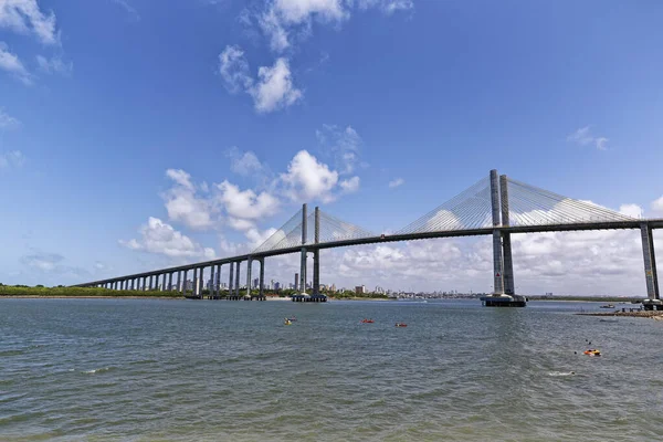 在巴西被称为 Ponte Rio Negro 的马瑙斯 埃斯杜巴大桥的日间拍摄 — 图库照片