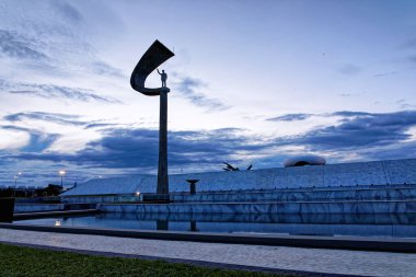 Brasilia, Distrito Federal, Brezilya - 30 Mart 2020: JK Anıtı, Juscelino Kubitschek
