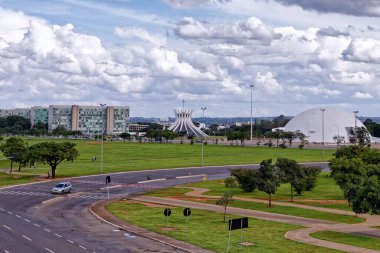 Brasilia, Distrito Federal, Brezilya - 30 Mart 2020: Brasilia sokak manzarası