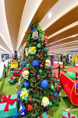 Brasilia, Distrito Federal, Brezilya - 25 Ocak 2020: Brasilia Alışveriş Merkezi 'nde Noel süsleri.