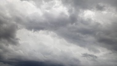 Gökyüzü Günündeki Bulutların Görüntüsü