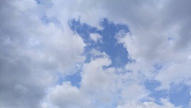 Gökyüzü Günündeki Bulutların Görüntüsü