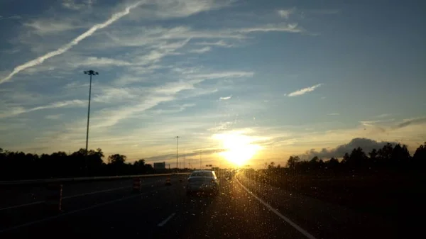 Gökyüzü Günündeki Bulutların Görüntüsü