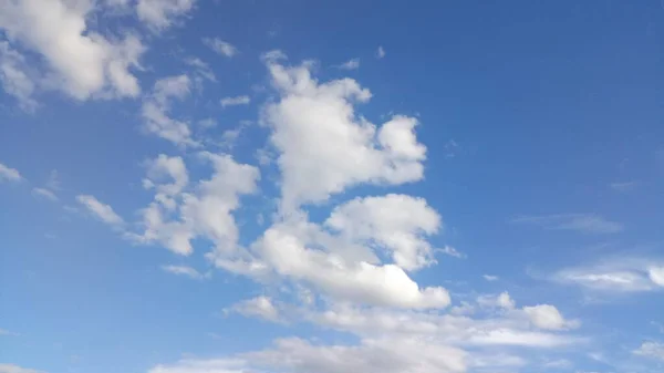 Bild der Wolken am Himmel tagsüber — Stockfoto