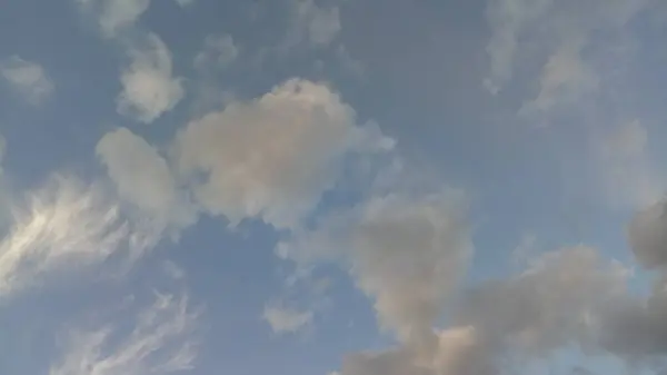 空の雲のイメージ｜Day Time — ストック写真