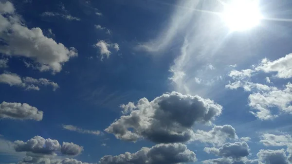 Obrázek mraků na obloze v čase dne Stock Snímky