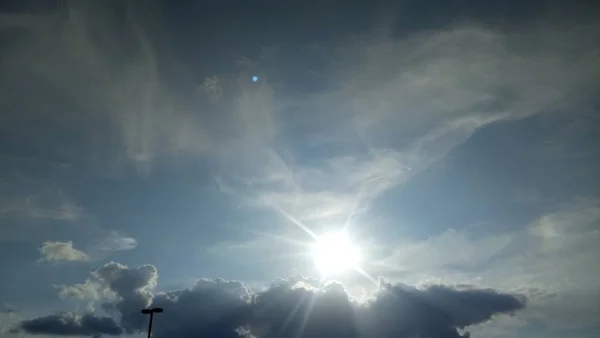 Imagen de nubes en el cielo Tiempo del día — Foto de Stock