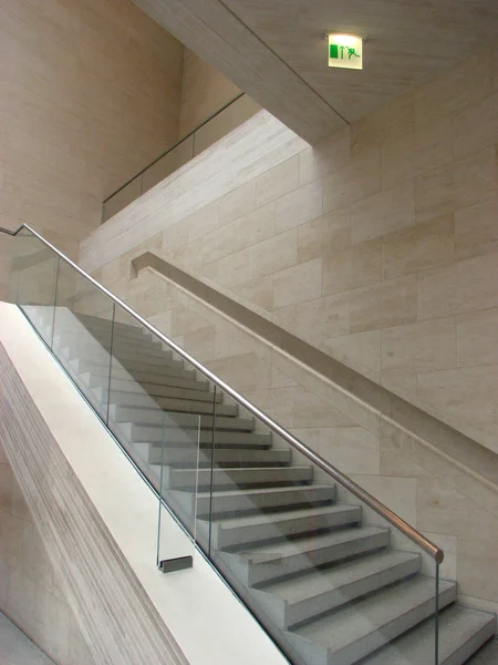 Moderna Escadaria Brilhante Museu Histórico Alemão Berlim — Fotografia de Stock