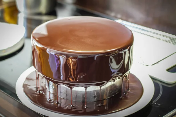 Çikolatalı kek - cam