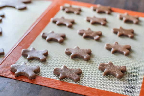 Zencefil Ekmek ve figurines döşeme