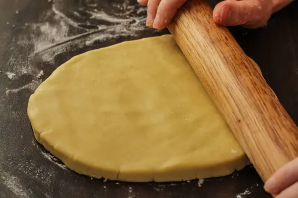 Bizim taze bisküvi hamur haddeleme