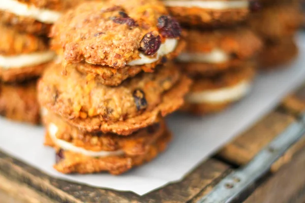 yığın sandviç kurabiye