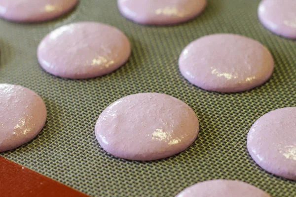 Macaron karışımı tepsiye