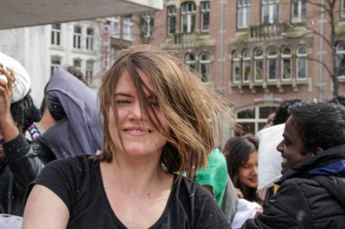 Amsterdam, Hollanda - 1 Nisan 2016: Uluslararası yastık mücadele günü
