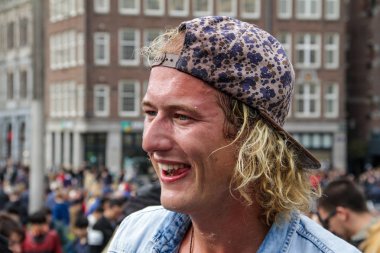 Amsterdam, Hollanda - 1 Nisan 2016: Uluslararası yastık mücadele günü