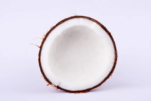 Meio Caminho Corte Coco Para Leite Coco Fundo Branco Fruta — Fotografia de Stock