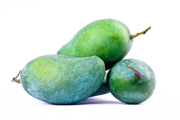 Φρέσκο Πράσινο Ώριμο Μάνγκο Λευκό Φόντο Υγιεινά Φρούτα Που Απομονώνονται — Φωτογραφία Αρχείου