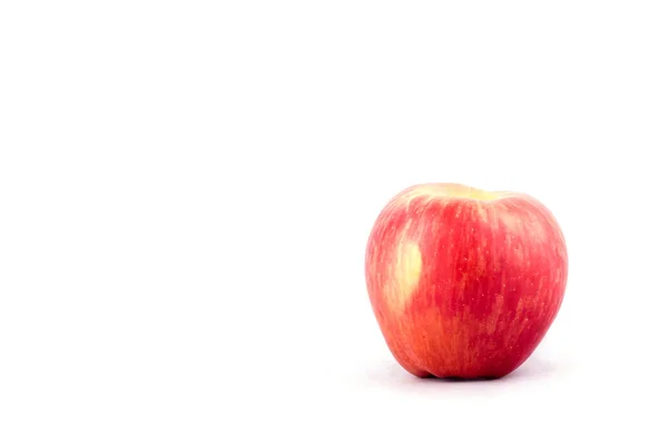 Beyaz Arka Planda Kırmızı Elma Sağlıklı Elma Meyvesi Izole — Stok fotoğraf