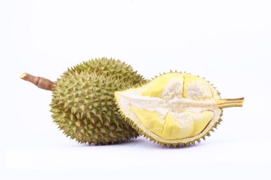 Durian mon tangası beyaz arka planda meyve kralı. Sağlıklı sarı Durian meyvesi. Yakından izole edilmiş.