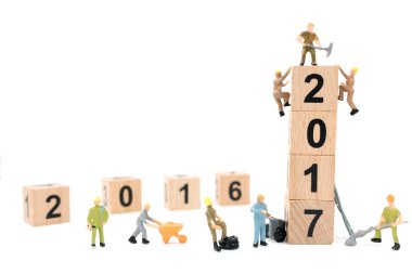 Minyatür çalışan ekip ahşap blok numarası 2017 oluşturma