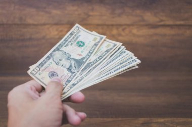 Bize Amerikan Doları para faturaları