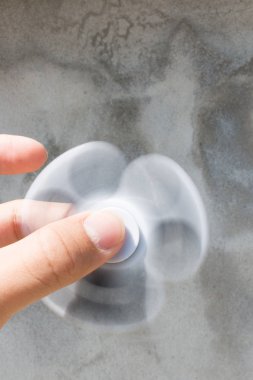 Topluca spinner holding eller 