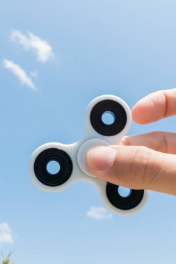 Topluca spinner holding eller 