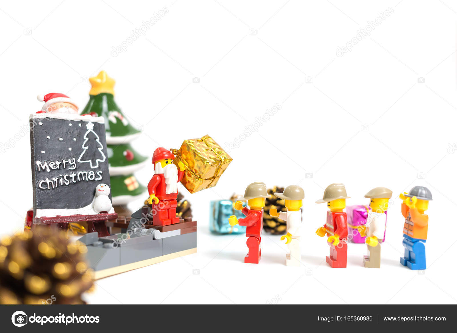 lego santa minifigure