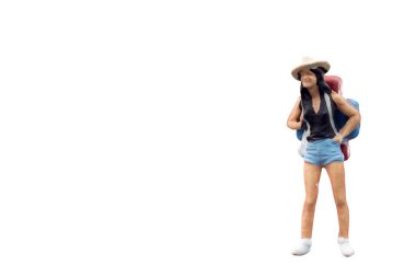 Beyaz arka plan üzerinde izole minyatür Backpacker