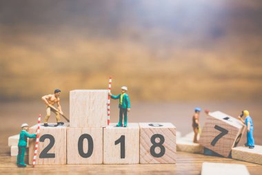 Alt takım ahşap blok numarası 2018 oluşturma 