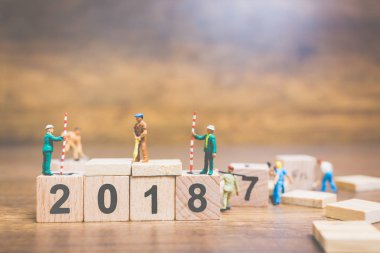 Alt takım ahşap blok numarası 2018 oluşturma 