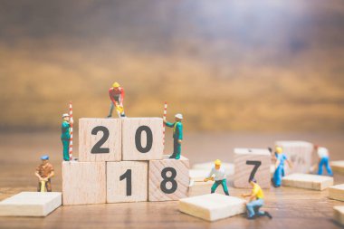 Alt takım ahşap blok numarası 2018 oluşturma 