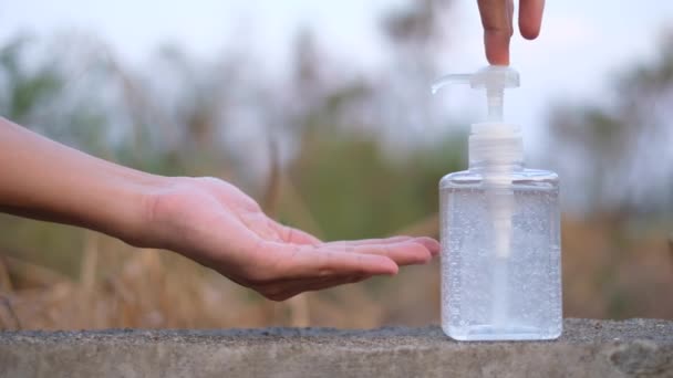 Gel Desinfetante Higienizador Mão Coronavirus Para Mãos Limpas Higiene Corona — Vídeo de Stock