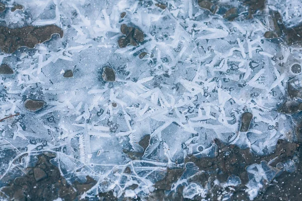 Piękny Lód Tekstura Lodu Pęknięciami Zamarznięta Woda Ziemi Mróz Tło — Zdjęcie stockowe