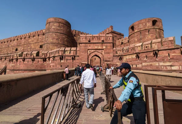 Agra Uttar Pradesh Indien März 2019 Porträt Eines Wachmannes Vor — Stockfoto
