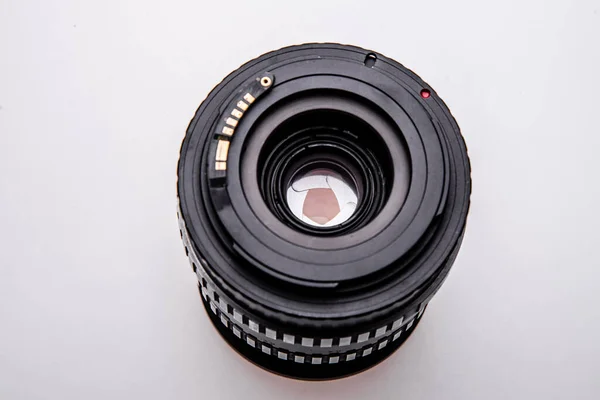 Dijital Kameralar Için Adaptörlü Eski Manuel Lens — Stok fotoğraf