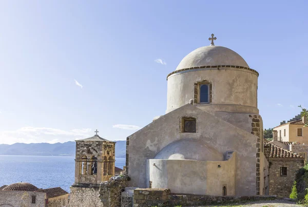Antigua iglesia bizantina en la ciudad de Monemvasia, Grecia —  Fotos de Stock