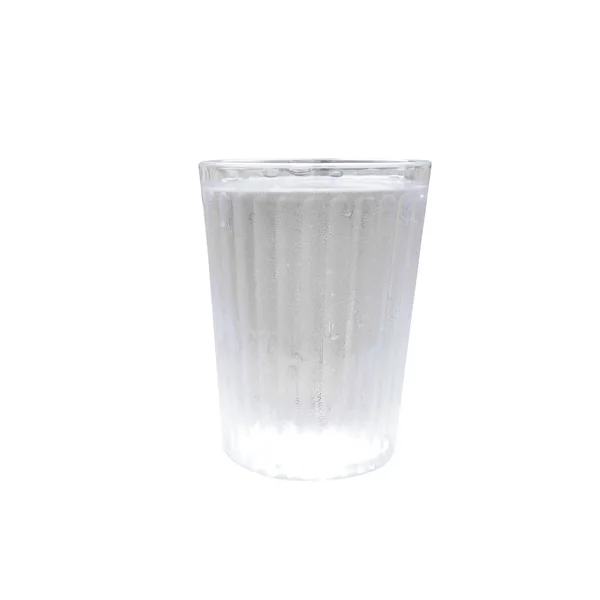 Склянка холодної води ізольована — стокове фото