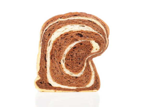 Закрыть нарезанный белый хлеб и шоколад . — стоковое фото
