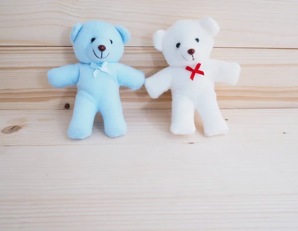 Blauw en wit speelgoed teddybeer — Stockfoto