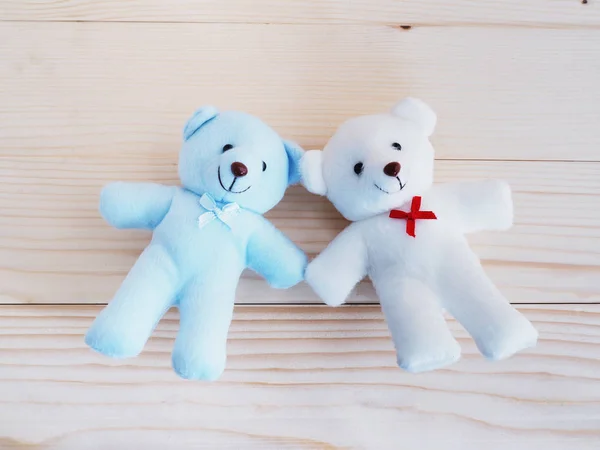 Blauw en wit speelgoed teddybeer — Stockfoto