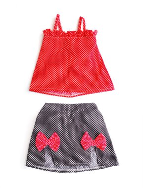 Beyaz arka plan üzerinde izole kız çocuk elbise