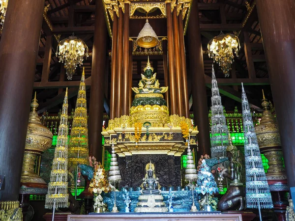 Chiang Rai Tailândia Fevereiro 2020 Estátua Buda Esmeralda Phra Yok — Fotografia de Stock