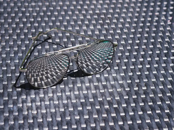 Close Sunglasses Reflection Lens Black Weave Chair Next Swimming Pool — Stock Photo, Image