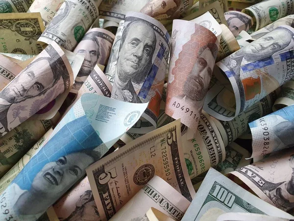 Kolombiya ve Amerikan paralarının döviz kuru