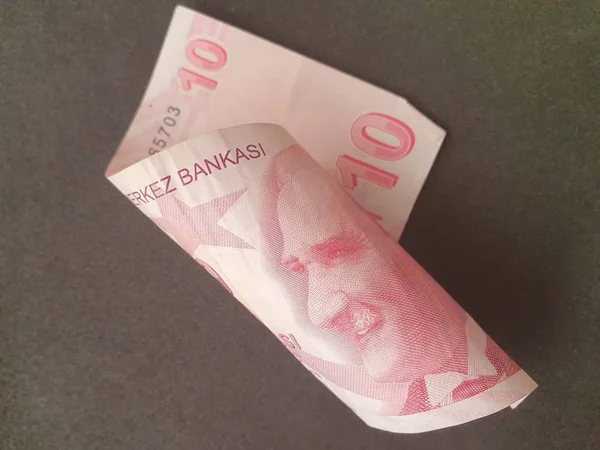 Экономика и финансы с турецкими деньгами — стоковое фото