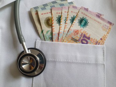 Arjantin parasıyla tıbbi inceleme ve sağlık hizmetlerine yatırım