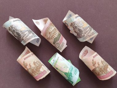Rusya parasıyla ekonomi ve finans